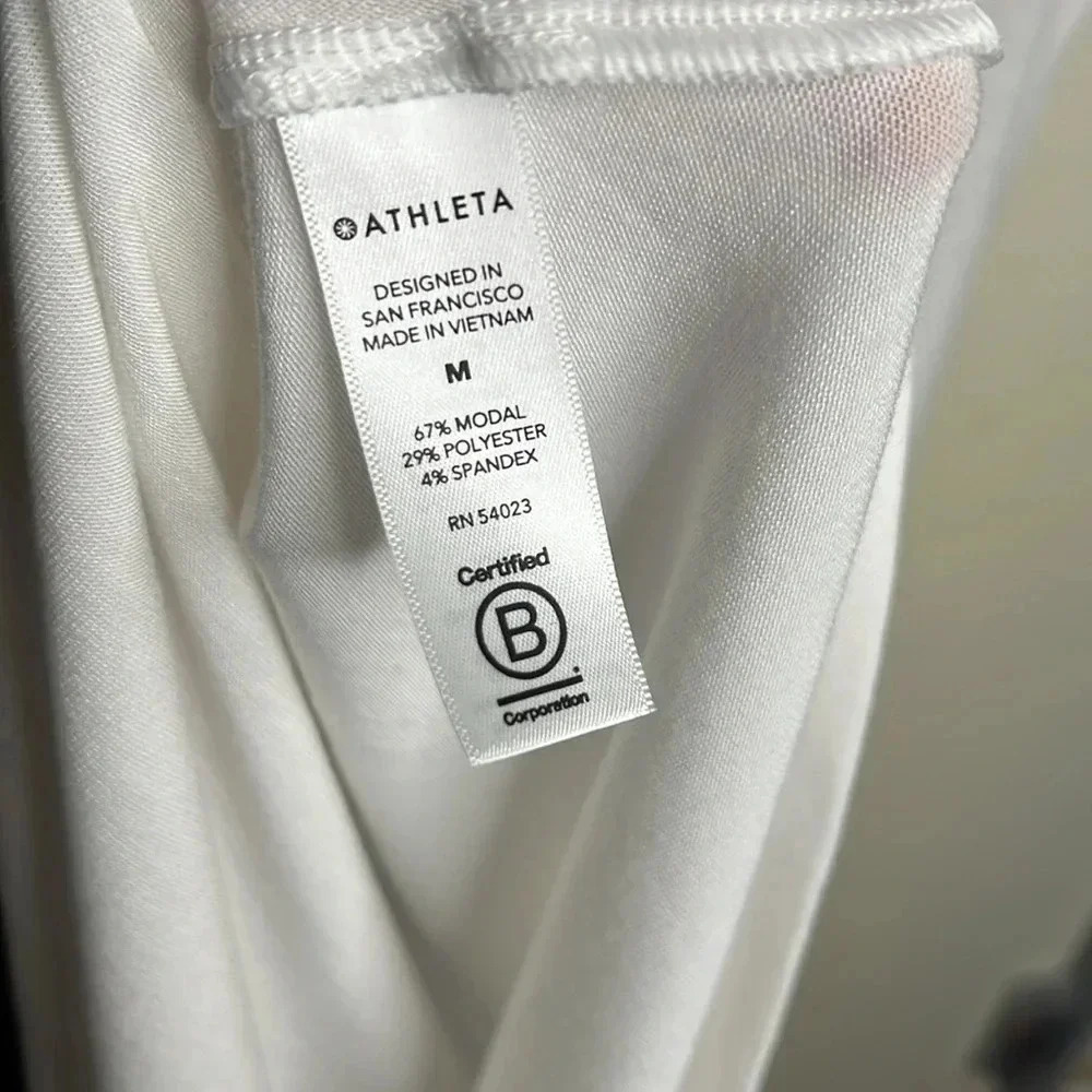 Athleta Cloudlight Restore Tank White Size M - Picture 5 of 5